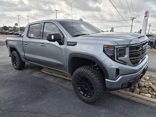 2024 GMC Sierra