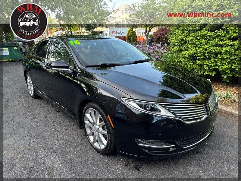 2016 LINCOLN MKZ