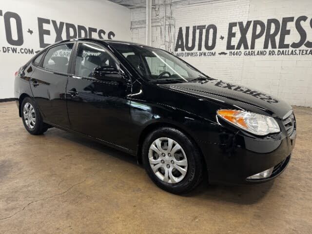2010 HYUNDAI Elantra