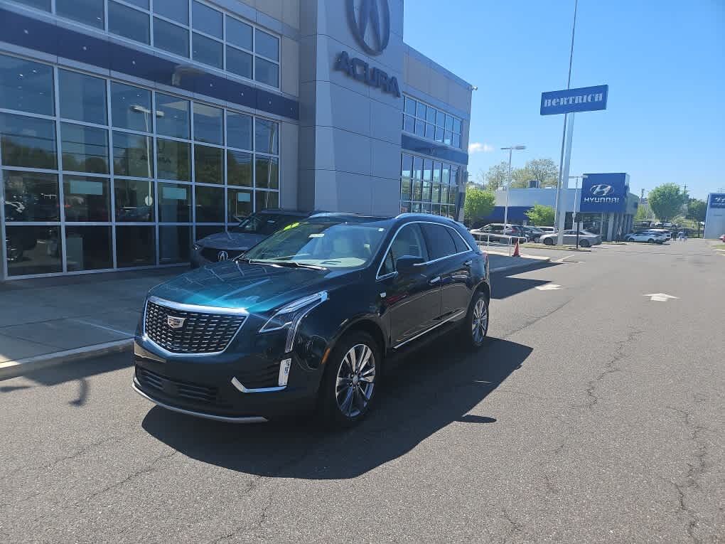 2025 CADILLAC XT5