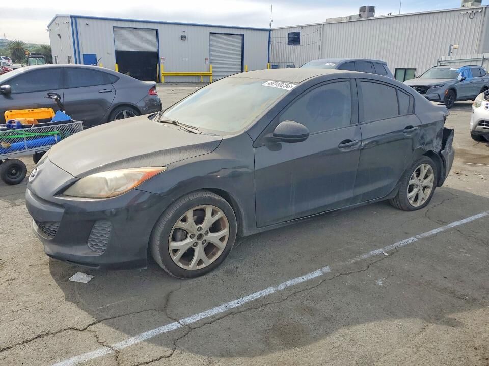 2012 MAZDA Mazda3