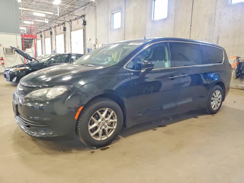 2020 CHRYSLER Voyager