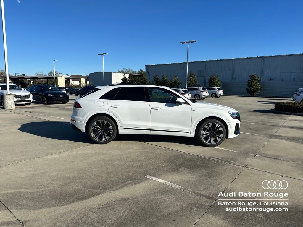 2026 Audi Q8