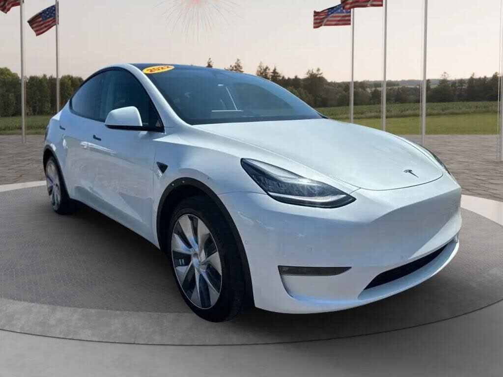 2022 TESLA Model Y