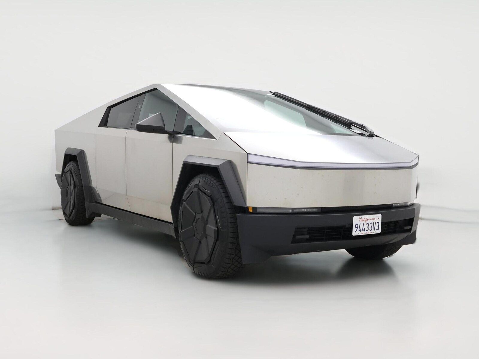 2024 TESLA Cybertruck