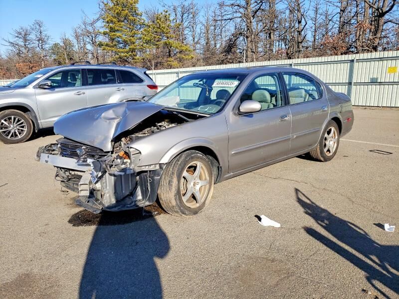 2001 NISSAN Maxima
