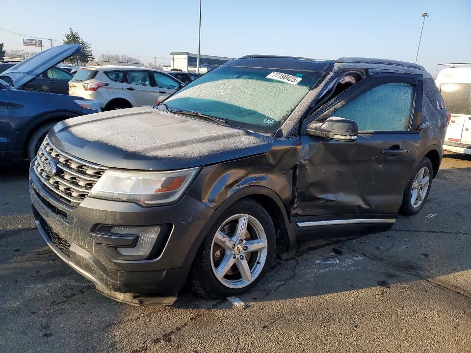 2017 FORD Explorer