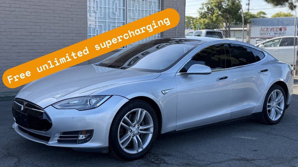 2014 TESLA Model S