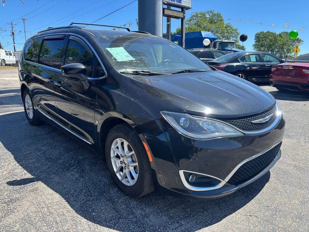 2020 CHRYSLER Pacifica
