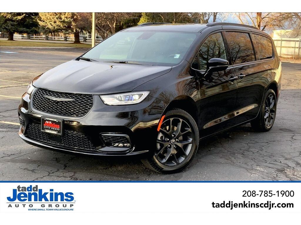 2026 CHRYSLER Pacifica