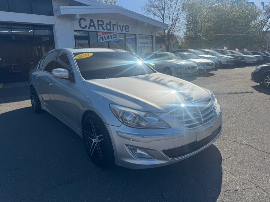 2012 HYUNDAI Genesis