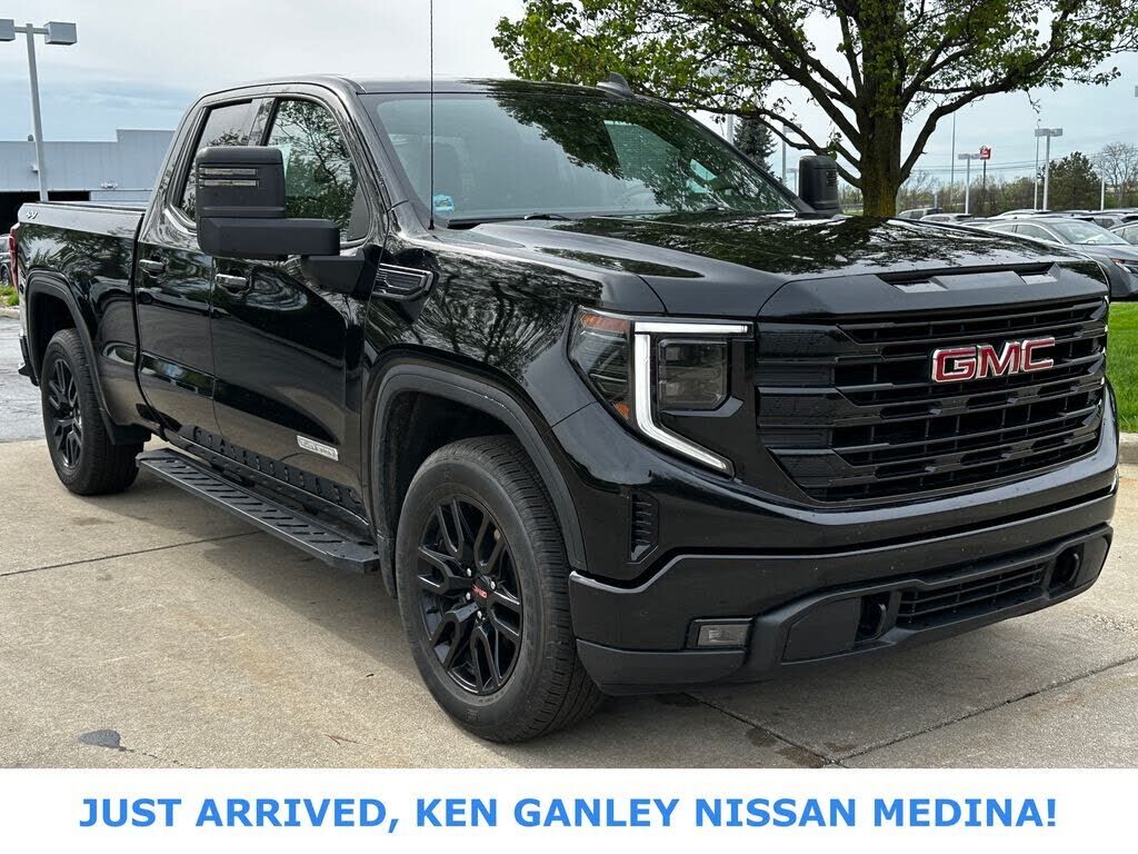 2023 GMC Sierra
