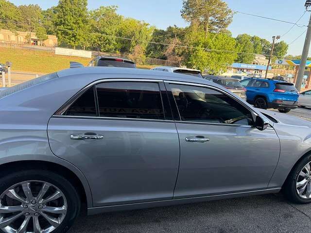 2018 CHRYSLER 300