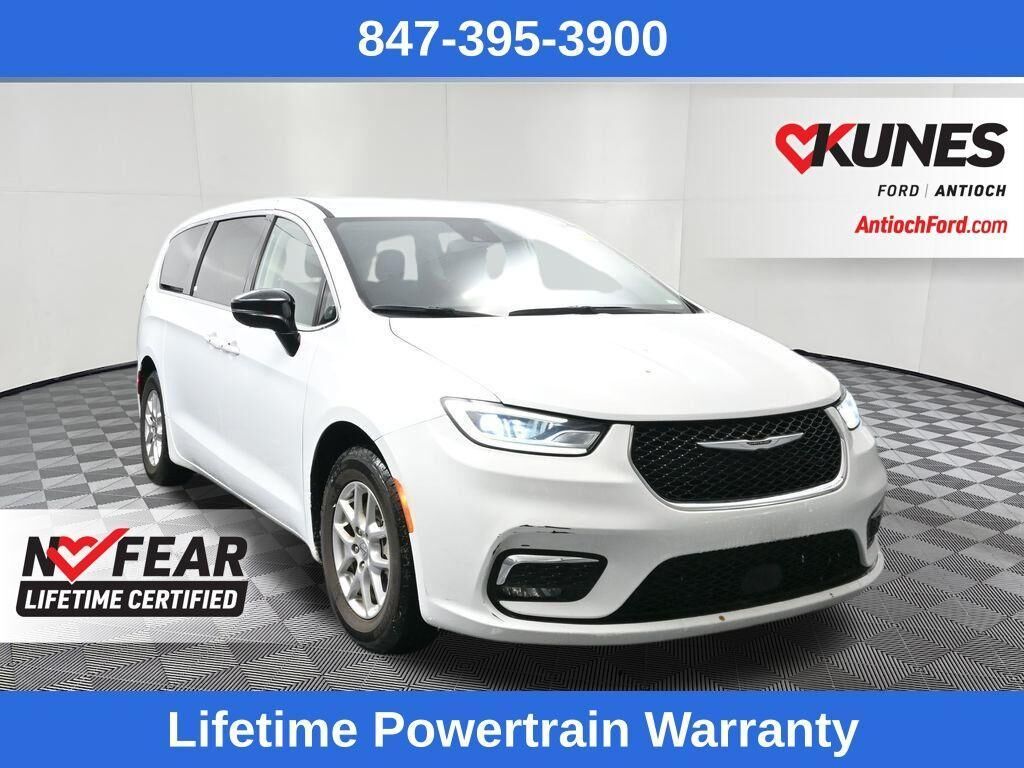 2024 CHRYSLER Pacifica
