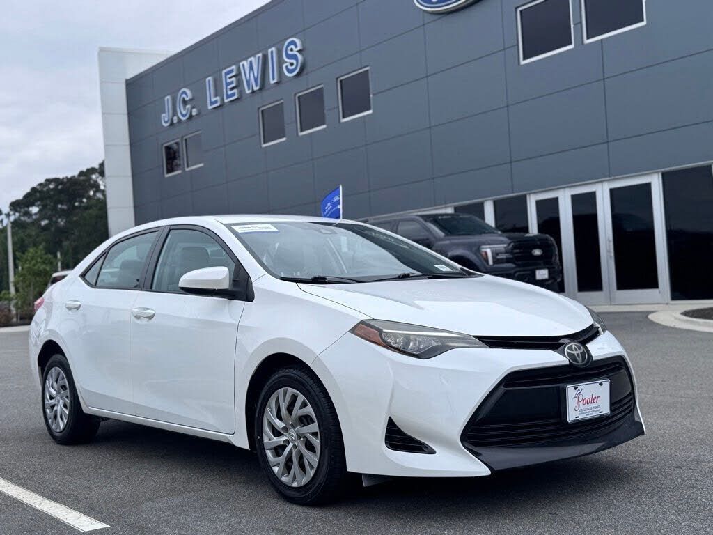 2017 TOYOTA Corolla