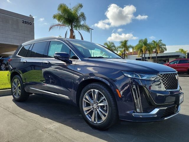 2025 CADILLAC XT6