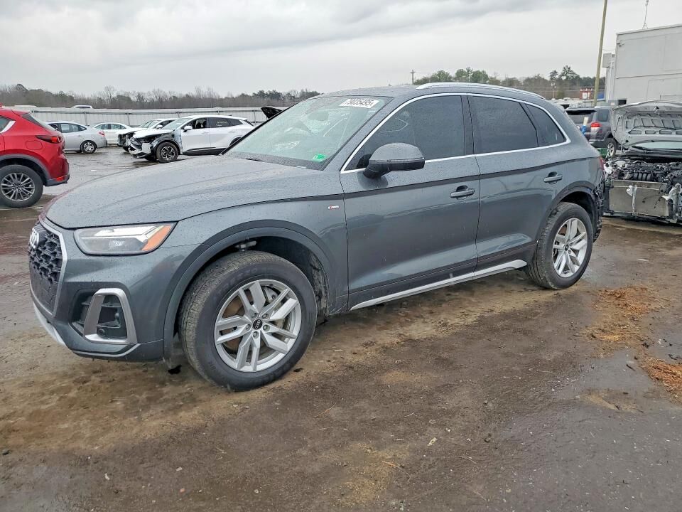 2022 AUDI Q5