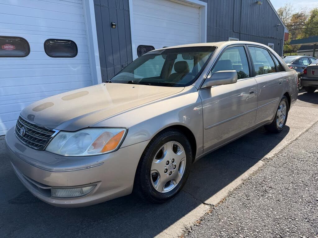 2003 TOYOTA Avalon