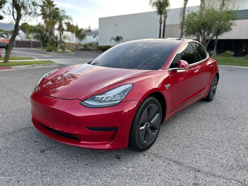2019 TESLA Model 3