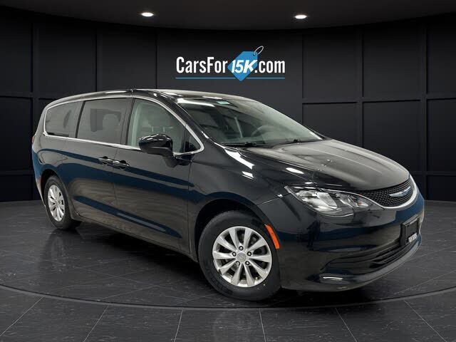 2017 CHRYSLER Pacifica