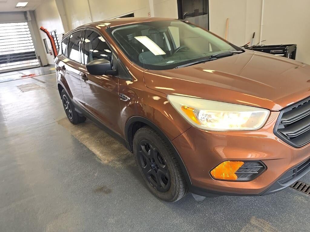 2017 FORD Escape