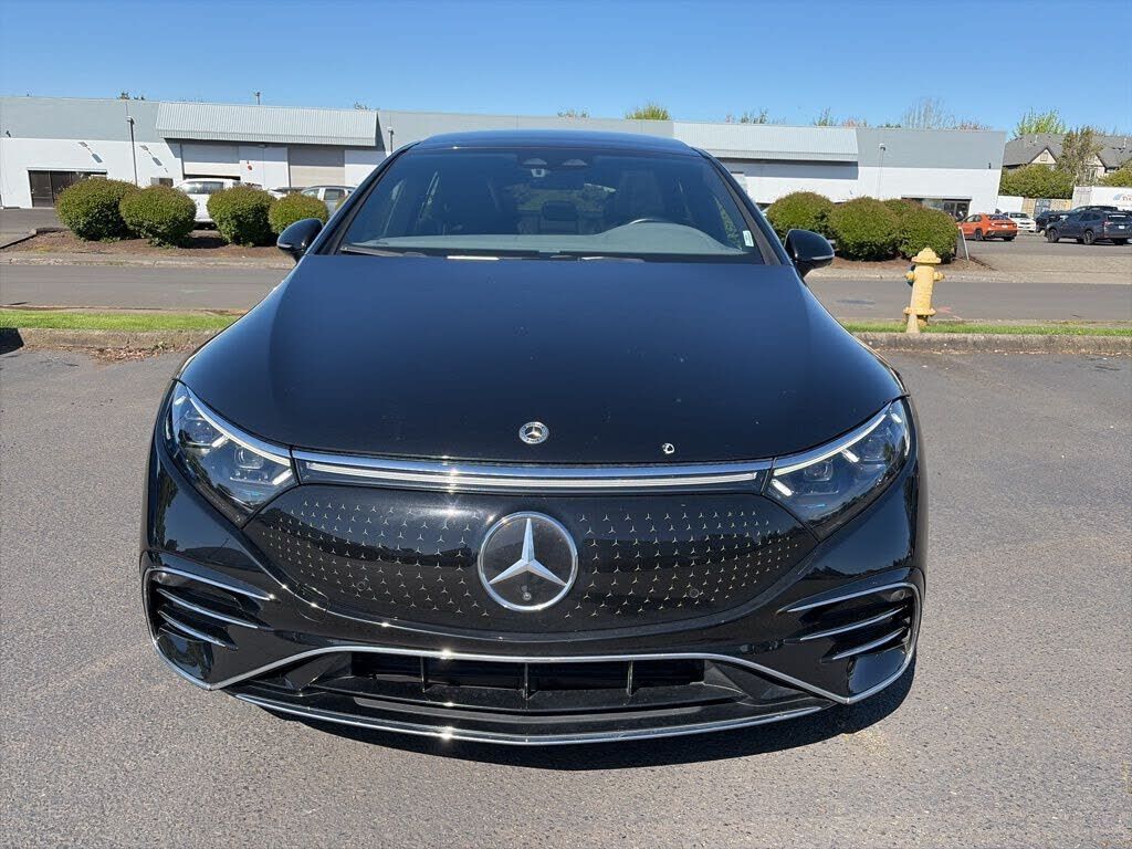 2022 MERCEDES-BENZ EQS-Class