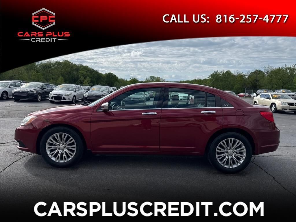 2012 CHRYSLER 200