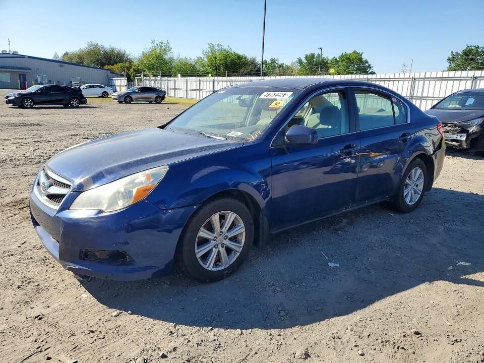 2011 SUBARU Legacy