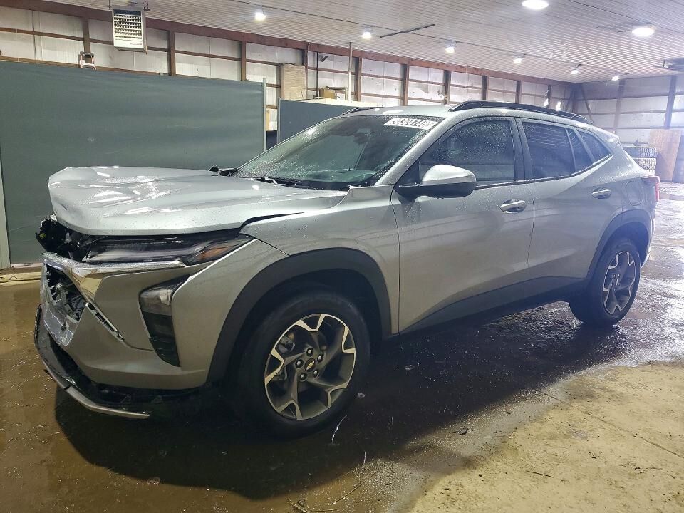 2025 CHEVROLET Trax