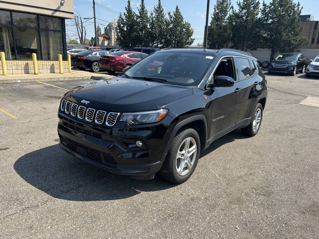 2024 JEEP Compass