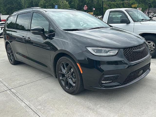 2022 CHRYSLER Pacifica