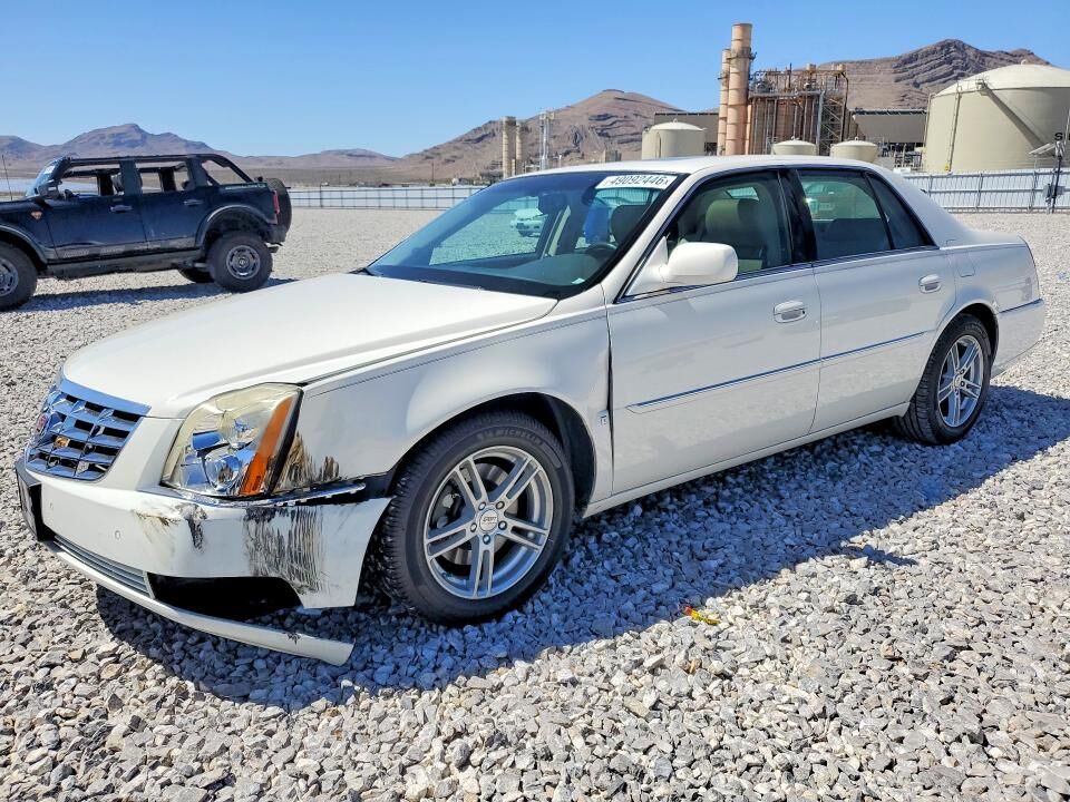 2010 CADILLAC DTS