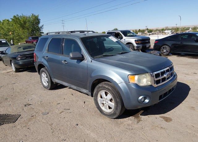 2010 FORD Escape