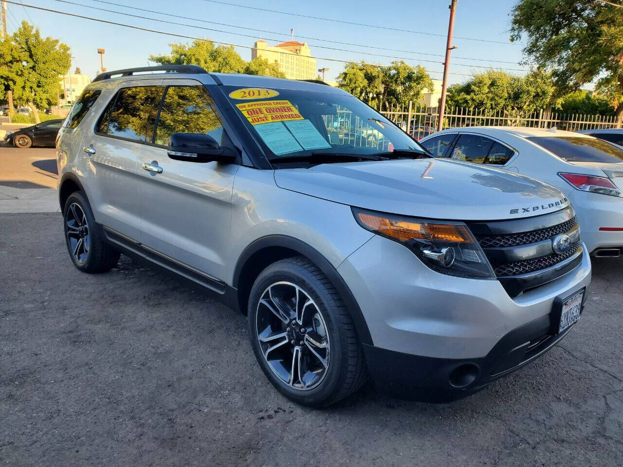 2013 FORD Explorer