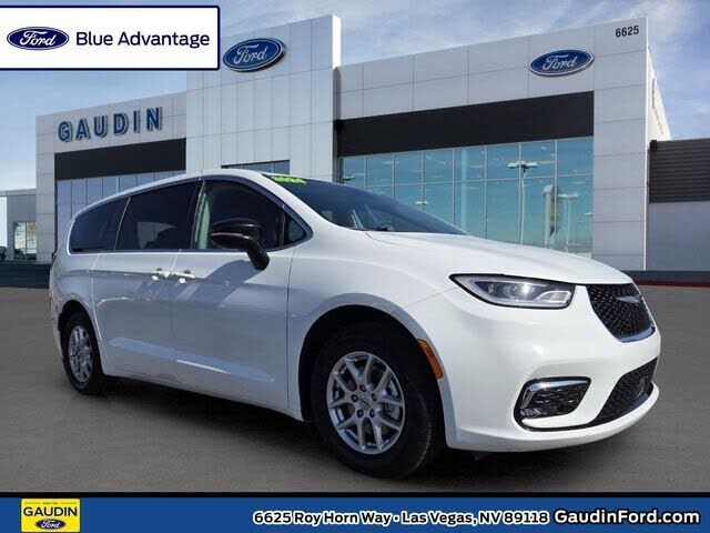 2024 CHRYSLER Pacifica