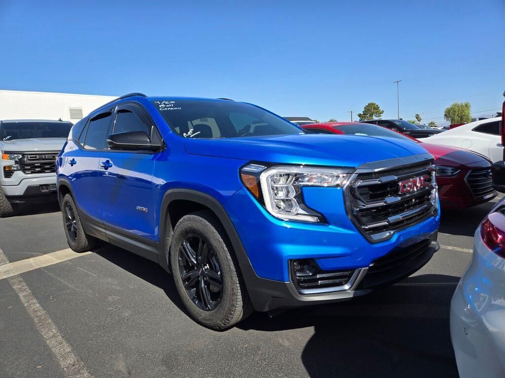 2024 GMC Terrain