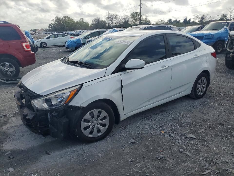 2016 HYUNDAI Accent