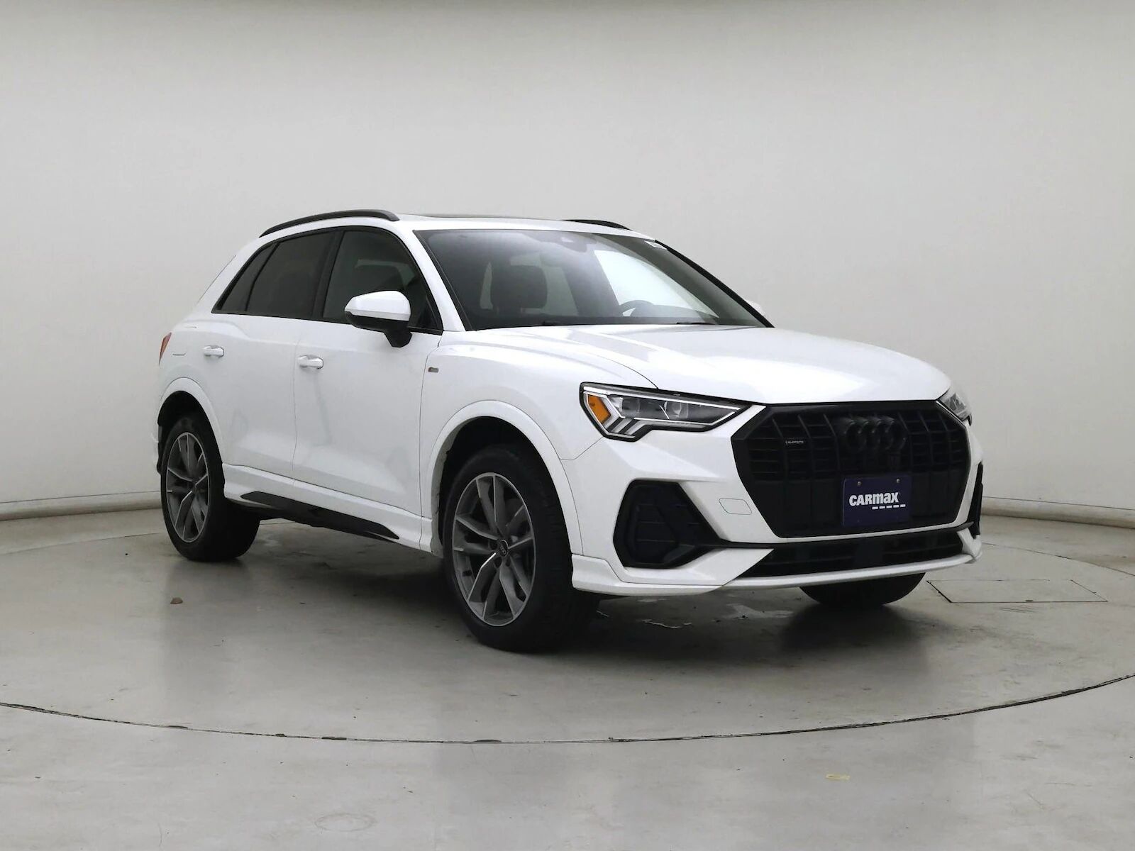 2022 Audi Q3