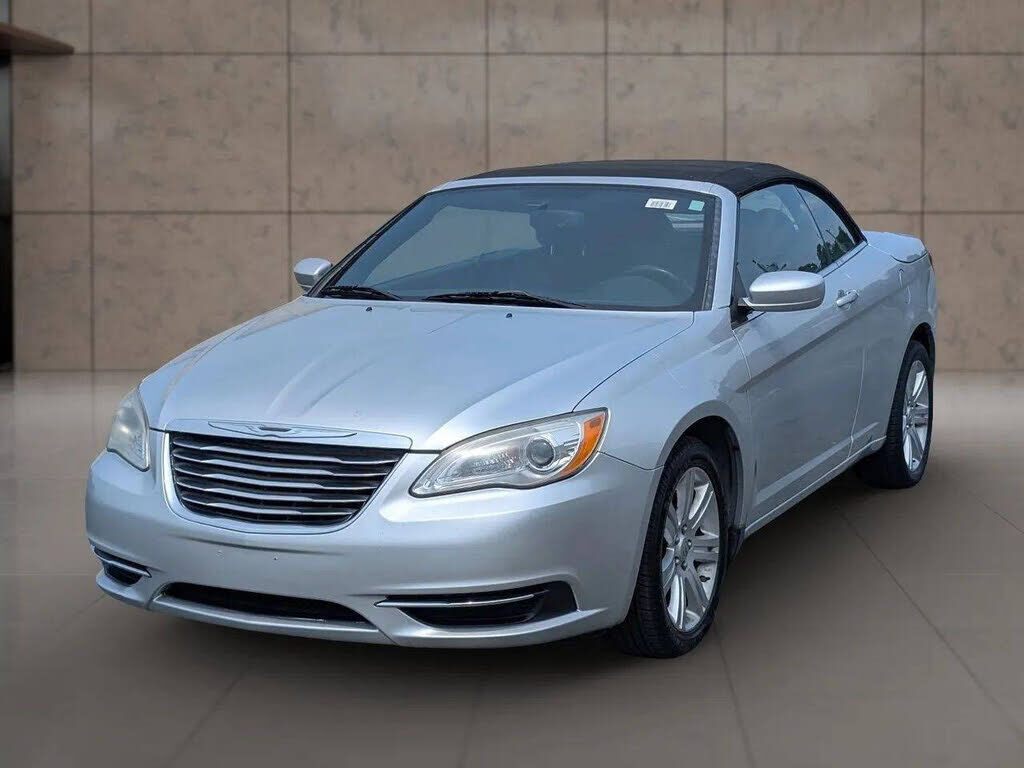 2012 CHRYSLER 200