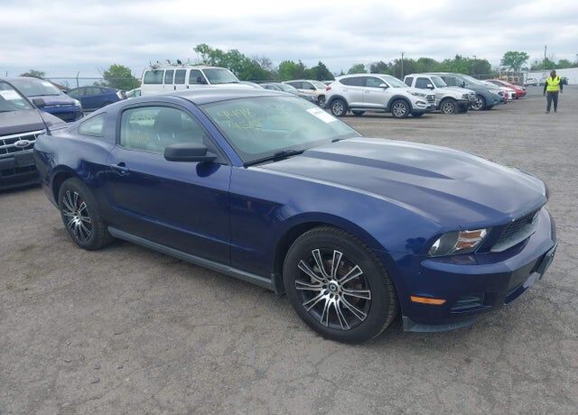2010 FORD Mustang