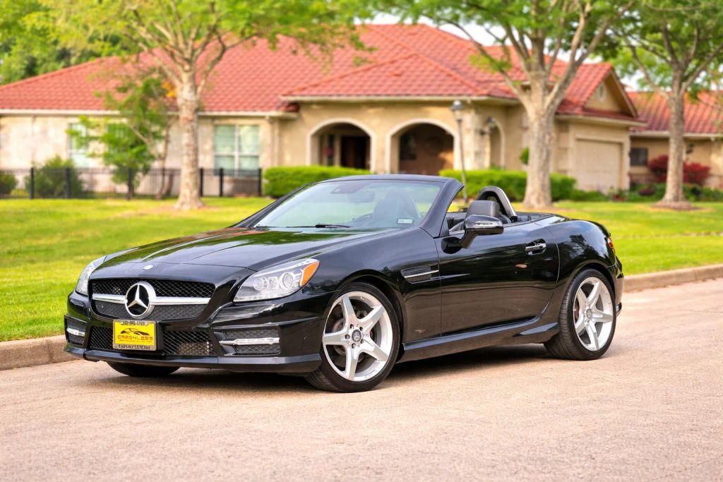 2014 MERCEDES-BENZ SLK-Class