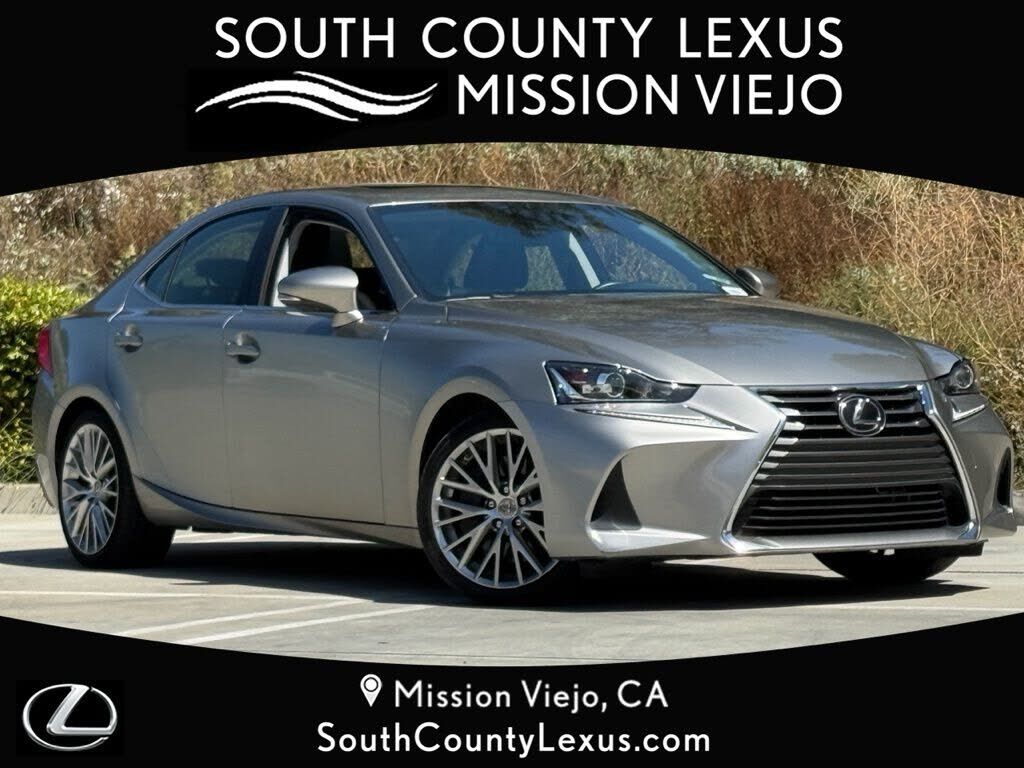 2018 LEXUS IS