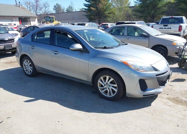 2012 MAZDA Mazda3