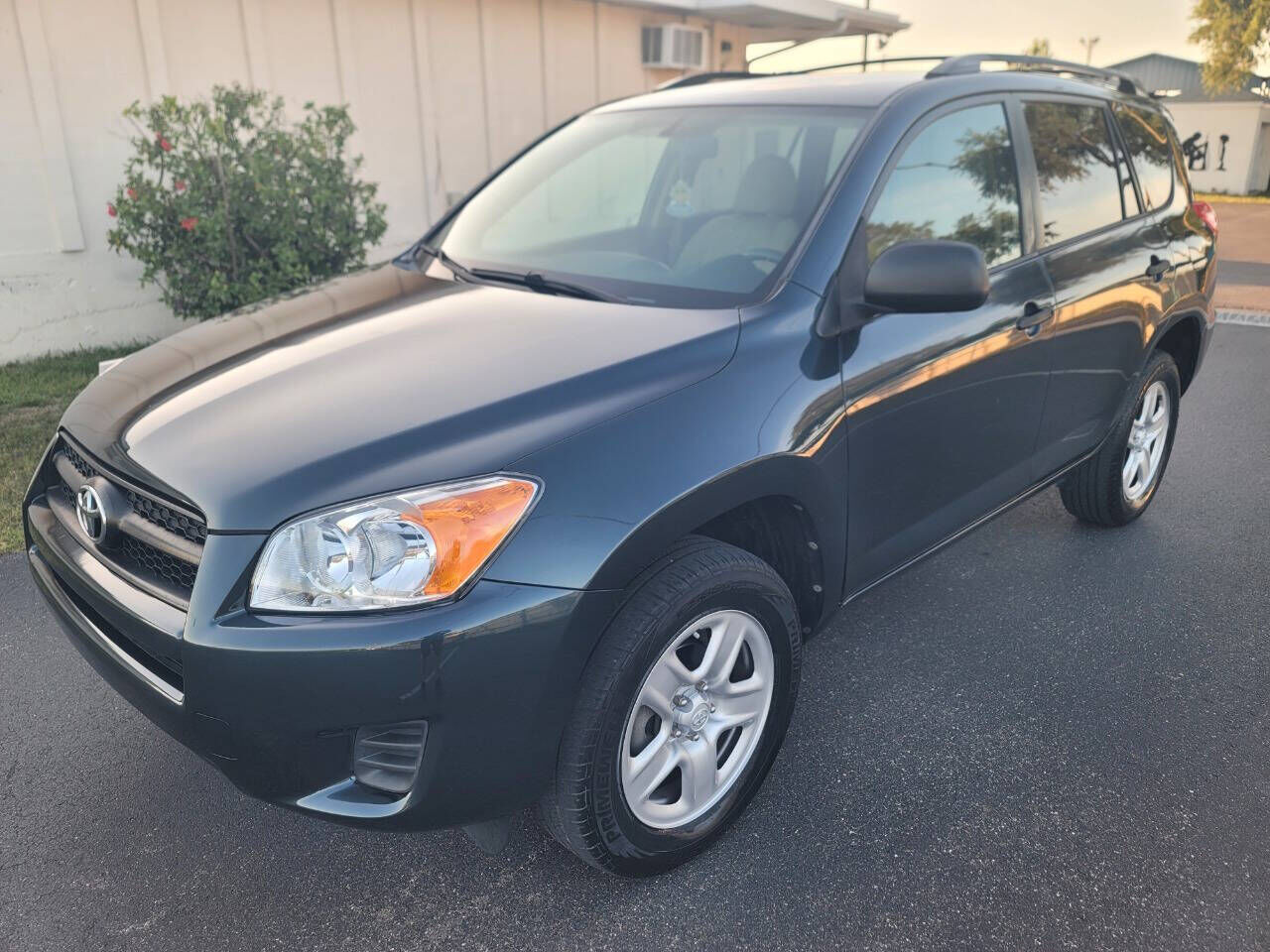 2011 TOYOTA RAV4
