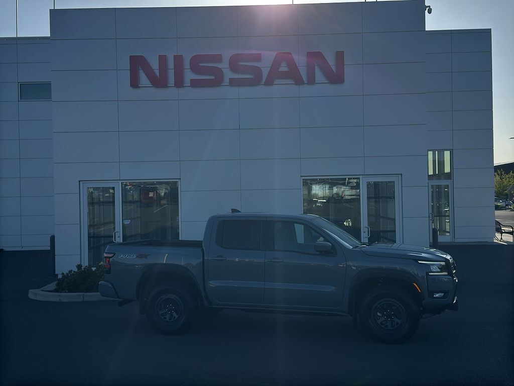 2026 NISSAN Frontier