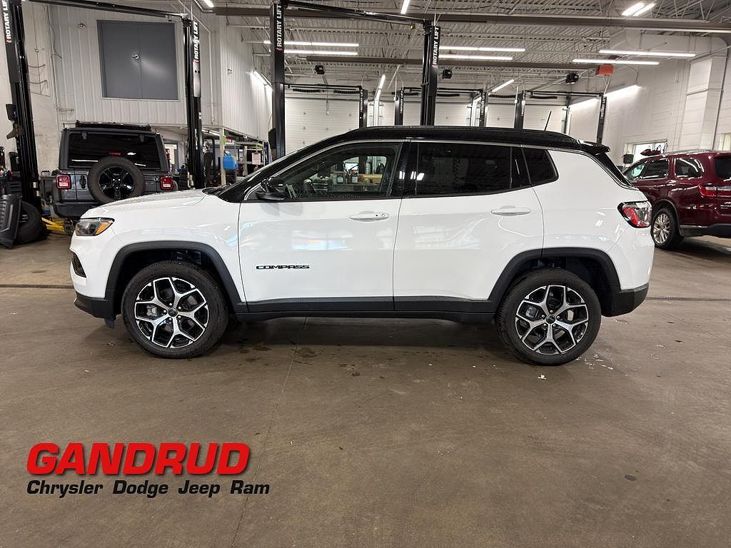 2025 JEEP Compass