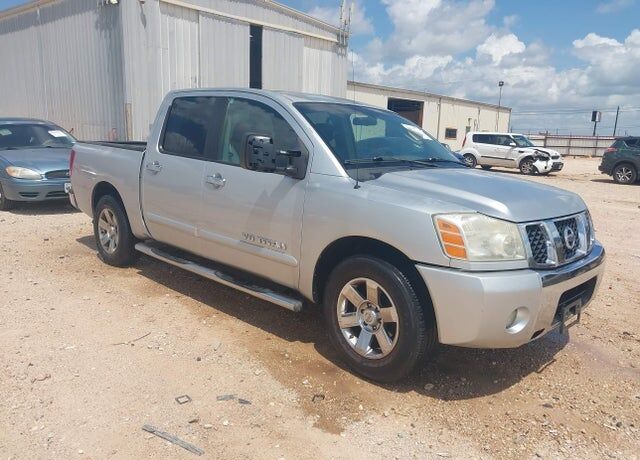 2005 NISSAN Titan