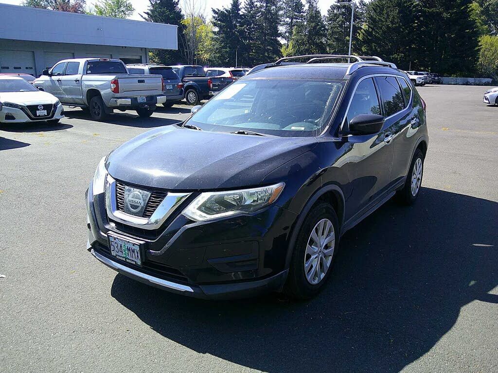 2017 NISSAN Rogue