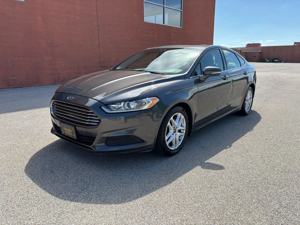 2016 FORD Fusion