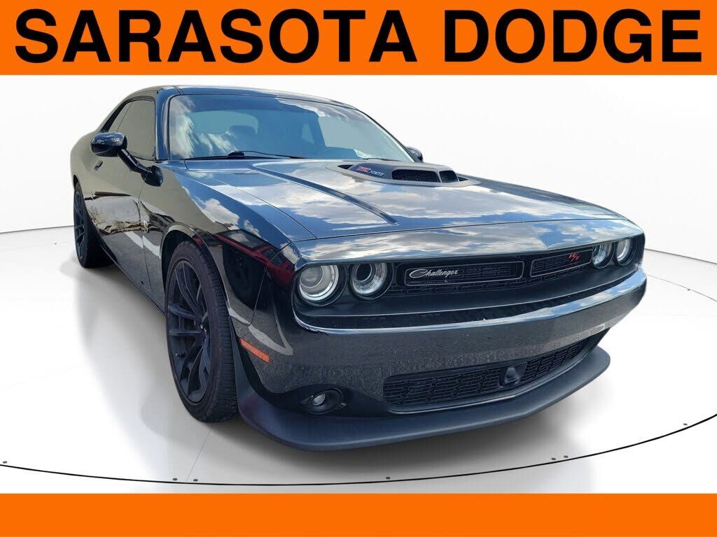 2019 DODGE Challenger